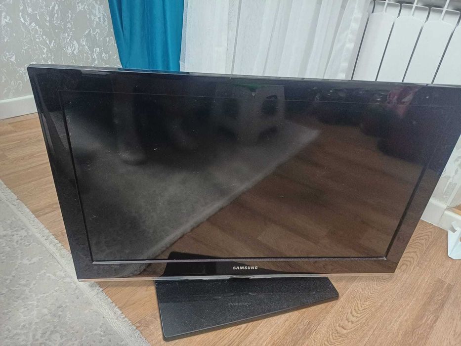 Срочно продам телевизор Samsung