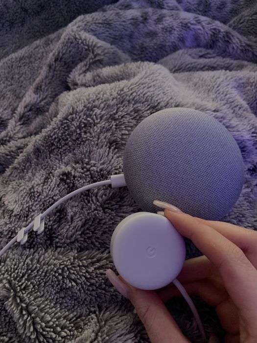 Google Home Mini - Asistent Inteligent