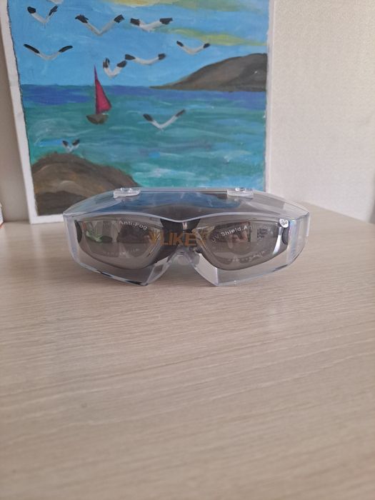 Очки для плавания