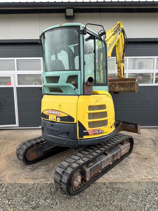 Miniescavator yanamr 3,5 tone