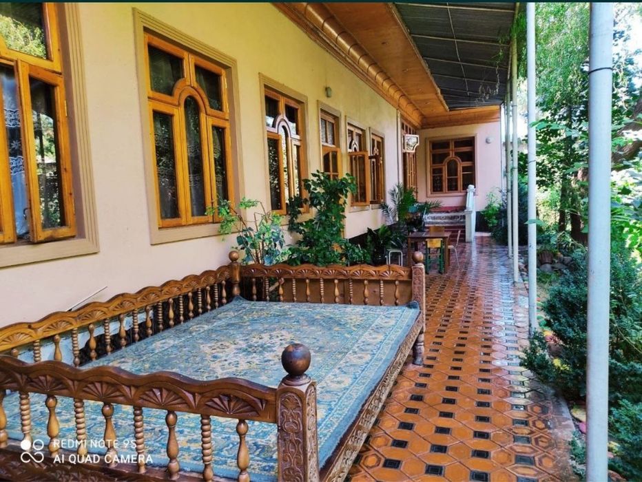 toshkent shaxar olmazor tumanida 10 sotikli fayzli honadon sotiladi