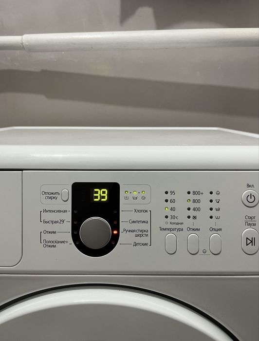 Продам стиральную машину б/у все работает