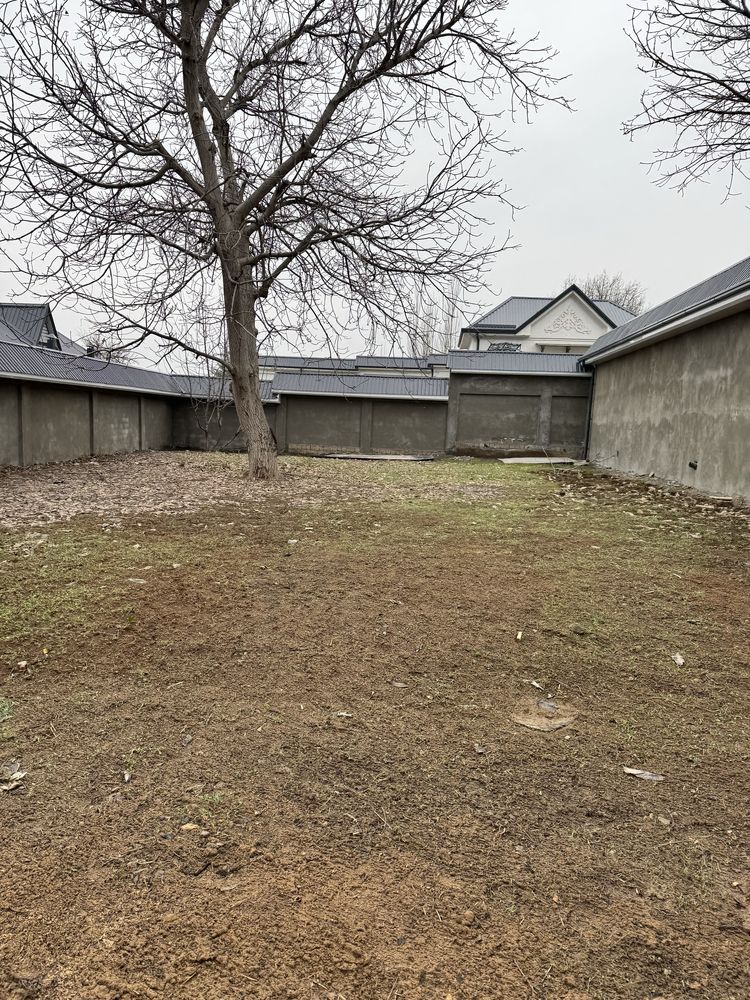 Oqtosh xondayliqda dacha sotiladi