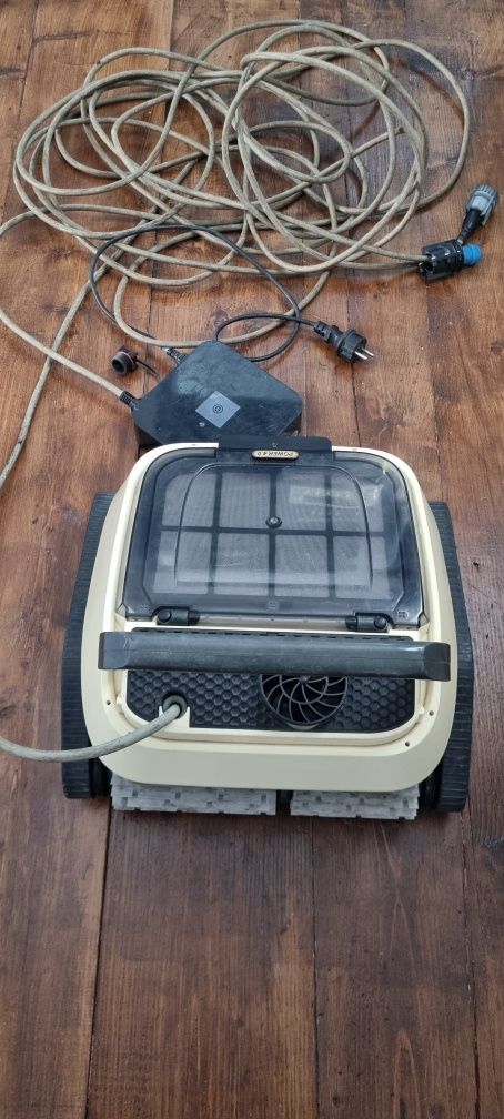 Aspirator robot curatare piscina Power 4.0