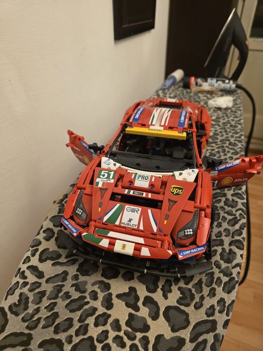 Ferrari 488 GTE LEGO Tehnic 42125 Original