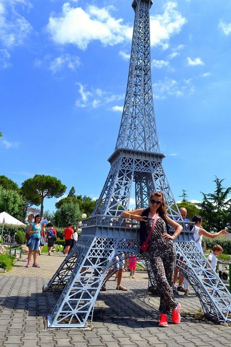 Paris Eyfel minorasi zakazga yasab beramiz
