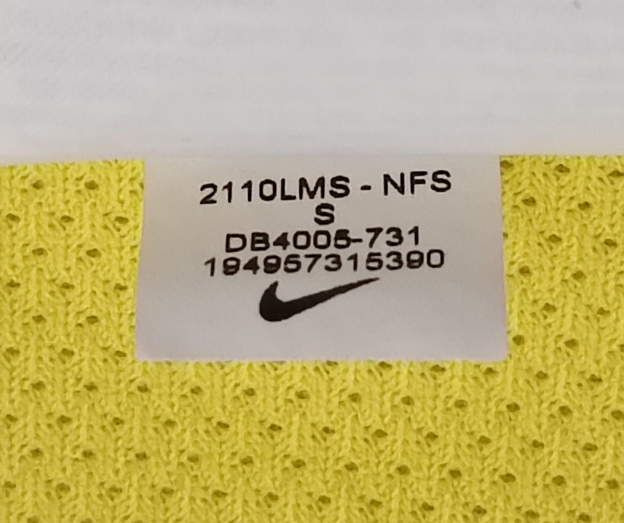 Nike DRI-FIT Tee оригинална тениска S Найк спортна фланелка фитнес