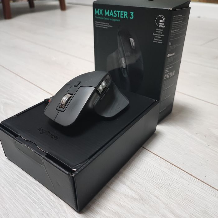 Pachet Tastatura Logitech Craft și Mouse Logitech  MX Master 3