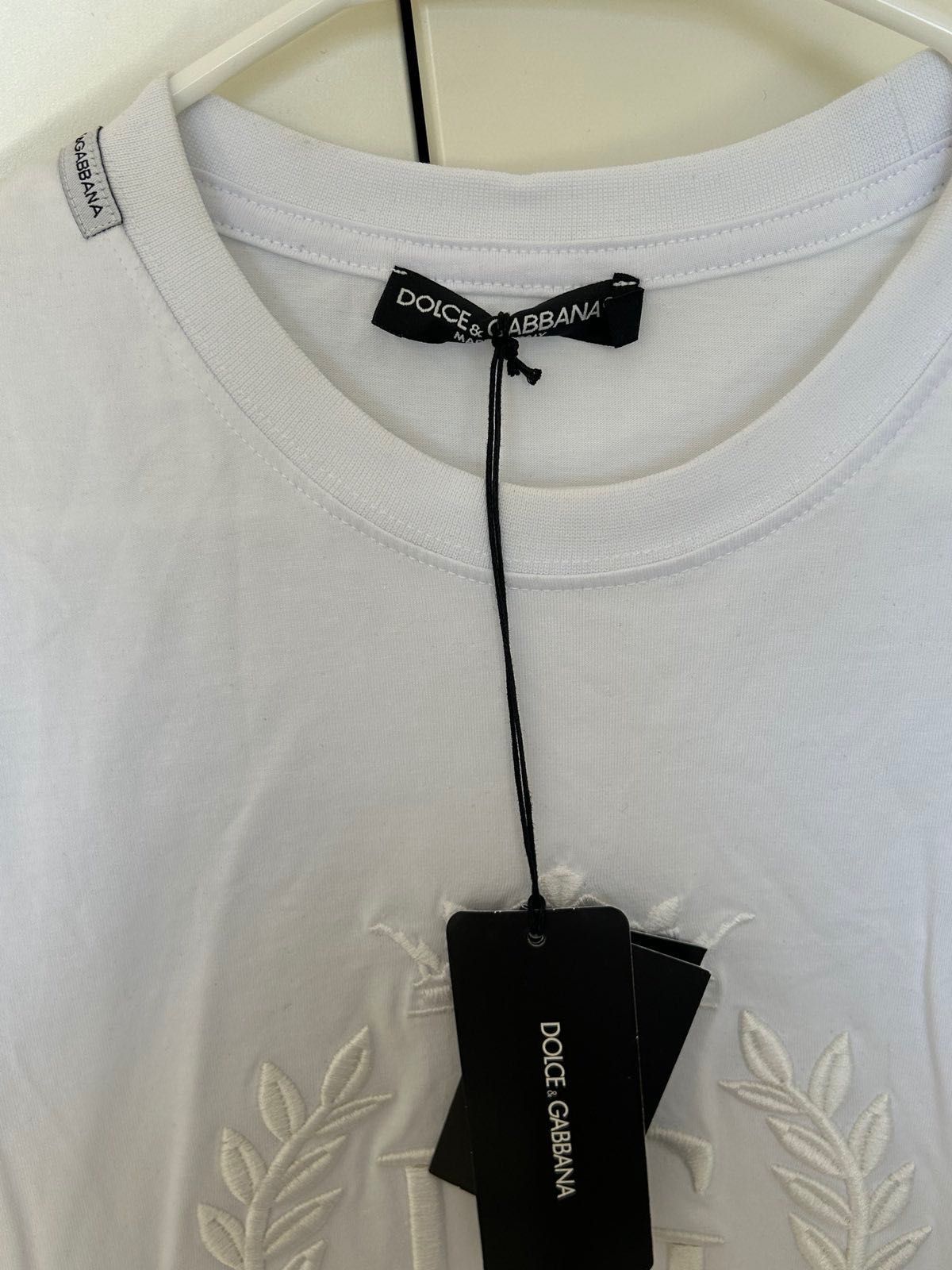 Симона Тениска D&G