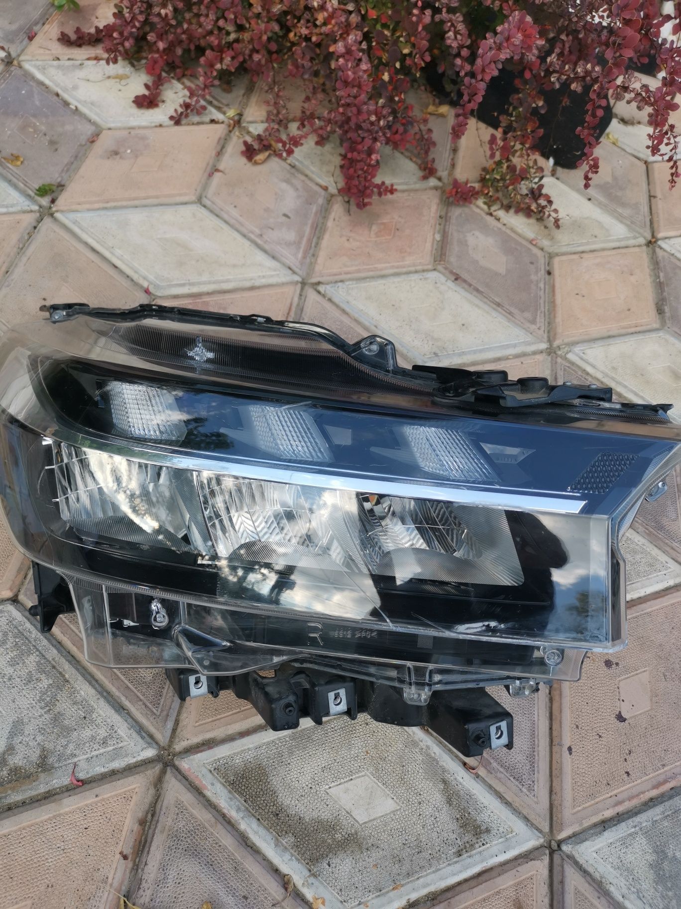 Far dreapta full led Suzuki S-cross 2022/2023