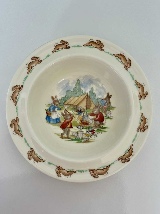 Детска чиния Royal Doulton Bunnykins