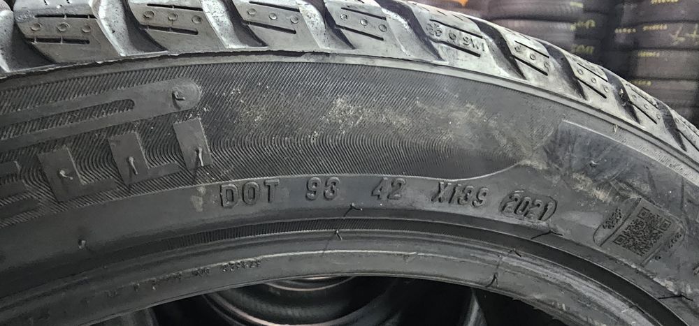 225 45 18 și 255 40 18