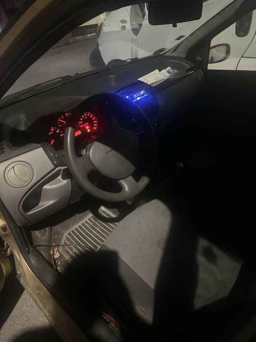 Fiat Punto 2000година