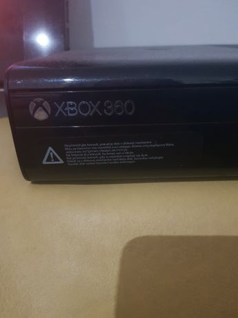 Vând consolă xbox 360