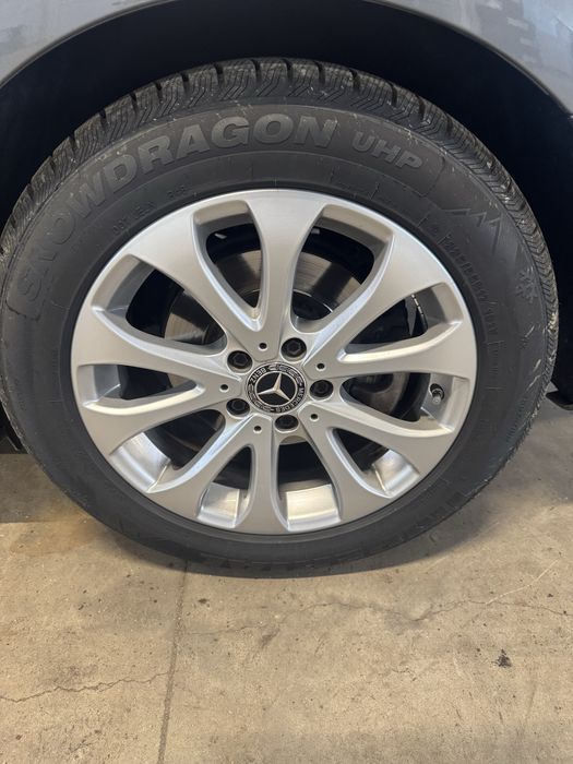 Jante Mercedes originale W213 echipate cu cauciucuri noi Dot 2025