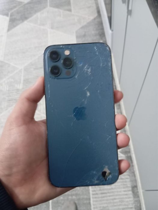 Айфон 12 про состаяние нормальное