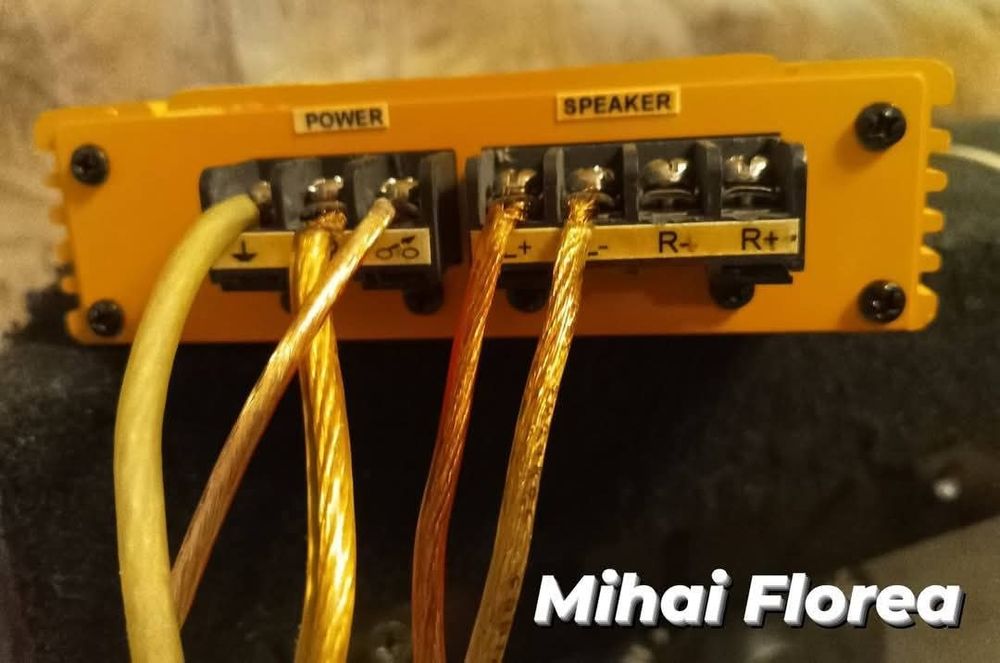 Amplificator auto Blaupunkt BSX120