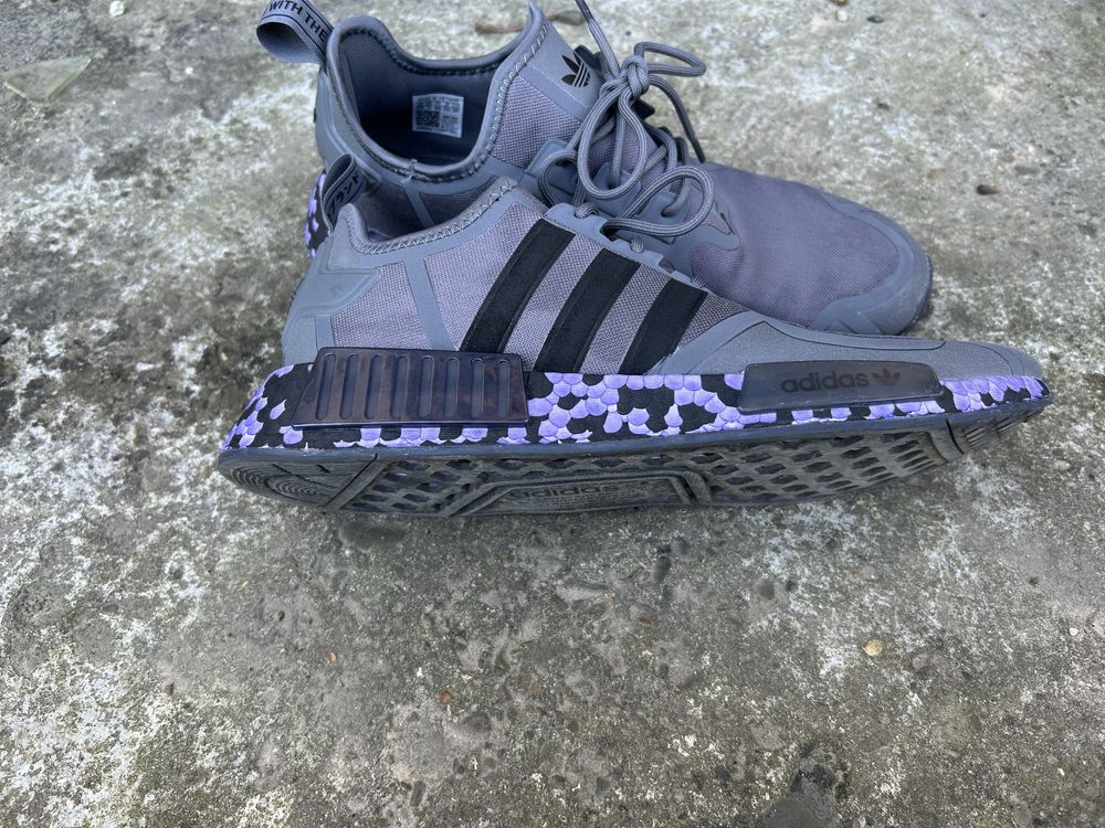 Adidas NMD_R1 boost purple