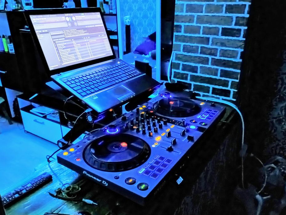 Consola Pioneer DDJ FLX6 GT