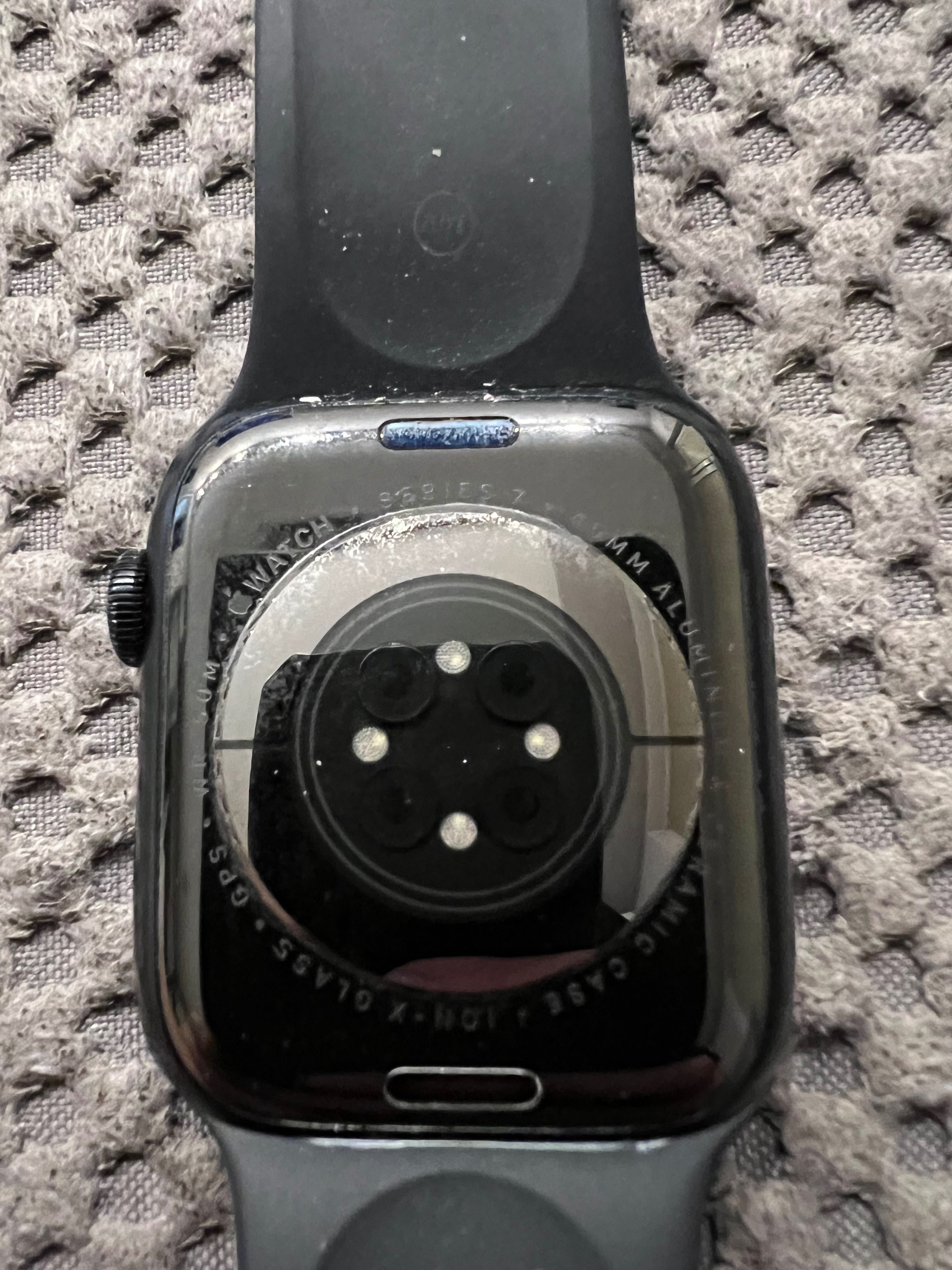 Apple Watch 7    45mm