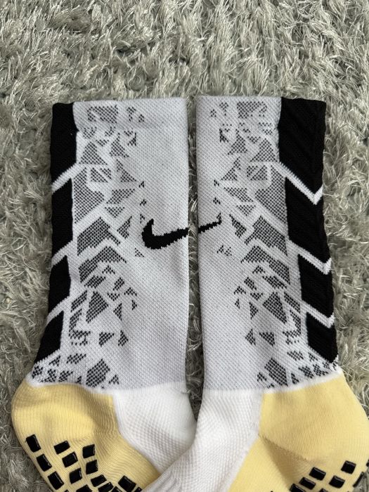 Спортни Дълги Чорапи Nike Grip
