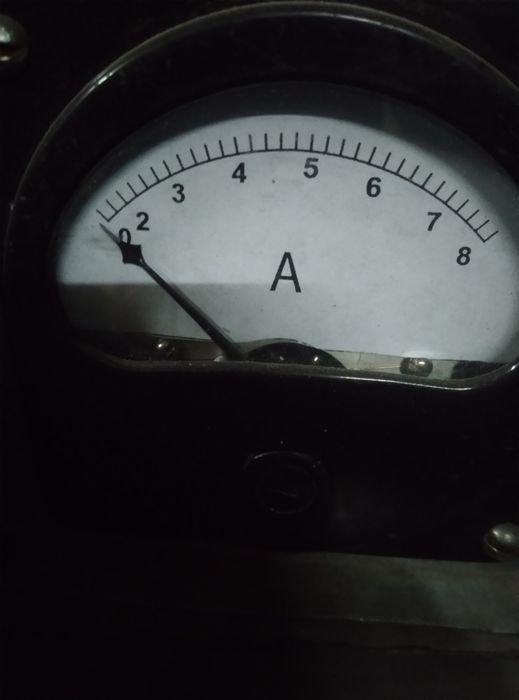 Амперметр  для измерение тока