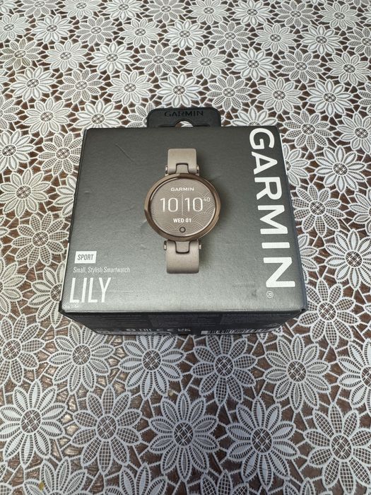 Ceas de dama Garmin Lily