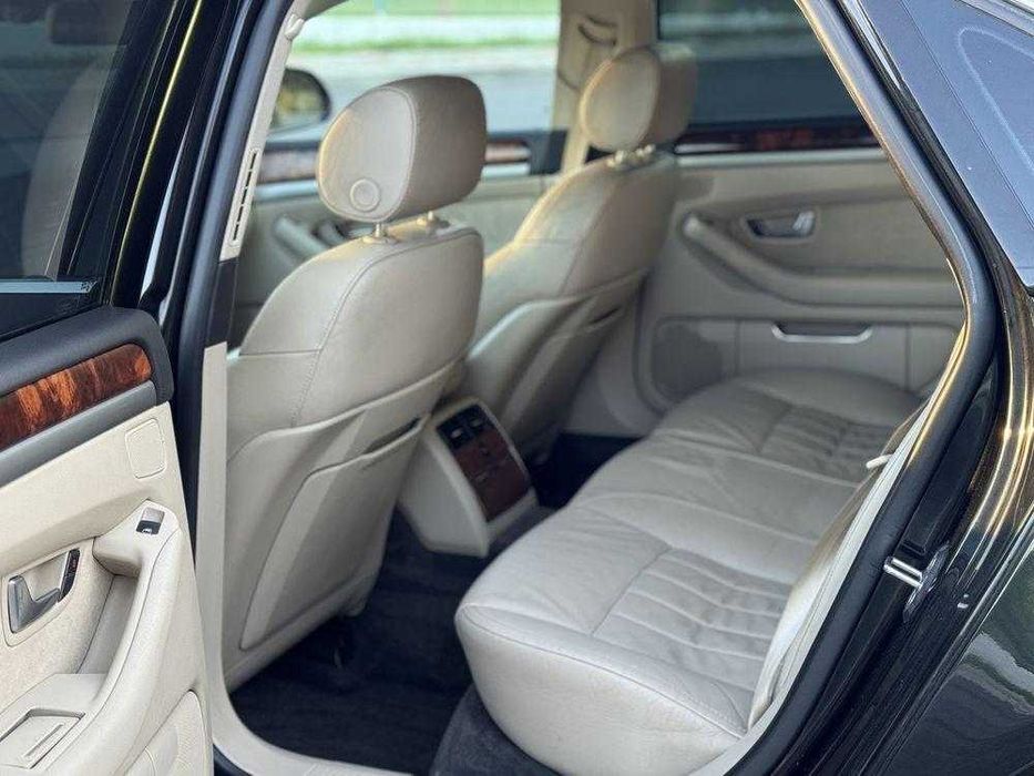VAND AUDI A8 D3 2009