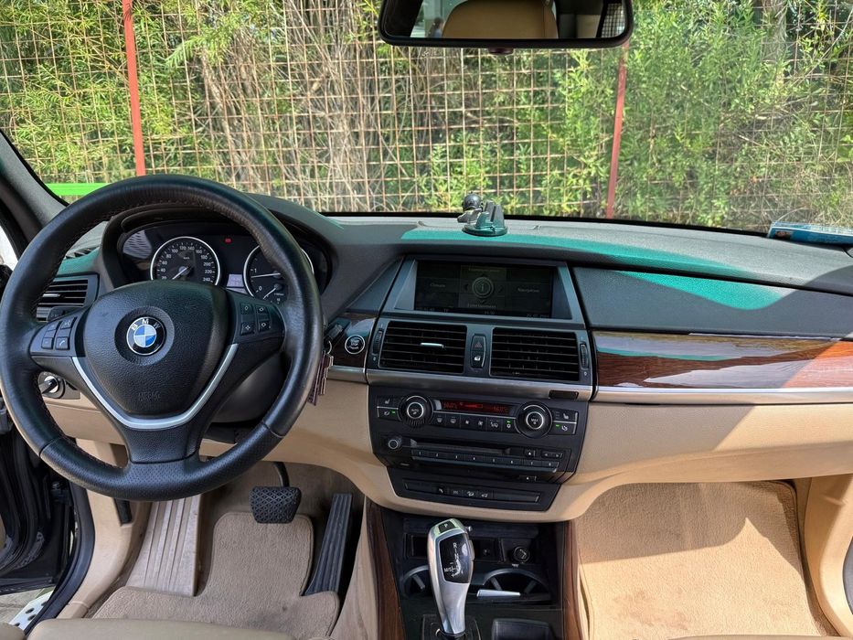 B M W    X5.  An 2008