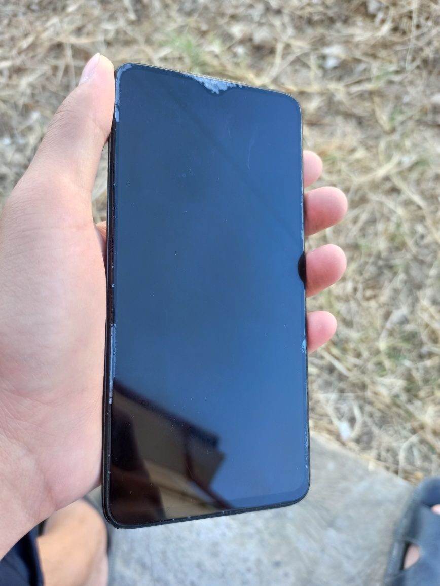 Redmi Note 8 Pro Srochni Sotiladi