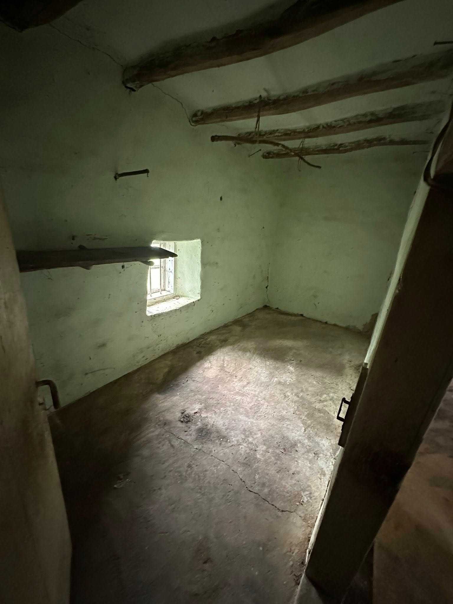 къща 85кв / парцел 2168кв / в с. Калипетрово, ул. ”Круша Планина” 26,