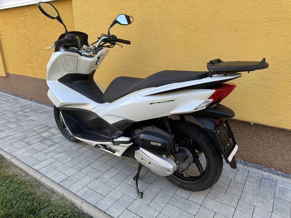 Honda PCX 125 faruri LED