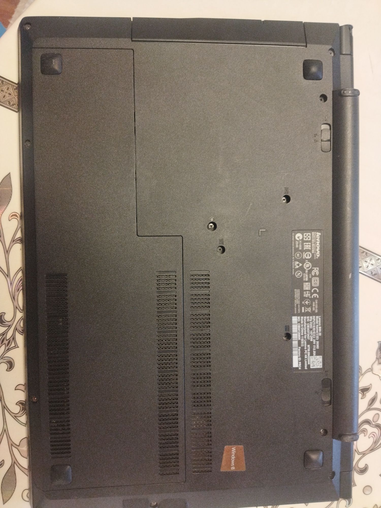 Ноутбук Lenovo G-50 10 в хорошем состоянии