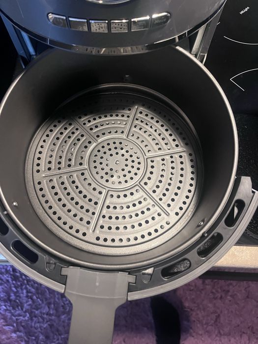 Tefal Airfryer 4.2l / 6 Person
