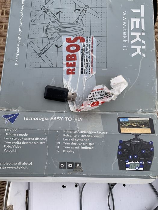 Drona Tekk Ghost, cu camera