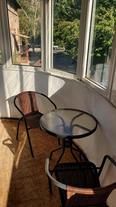 Дава се под наем Двустаен апартамент в Пловдив, Старият град - 70 кв.м за 357 € - Снимка #2