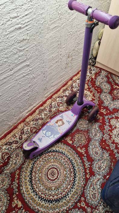 Самокат детский фиолетовый