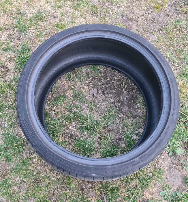 Vand o anvelopa 275/30/R19 Falken