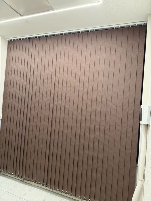 Жалюзи почти новые