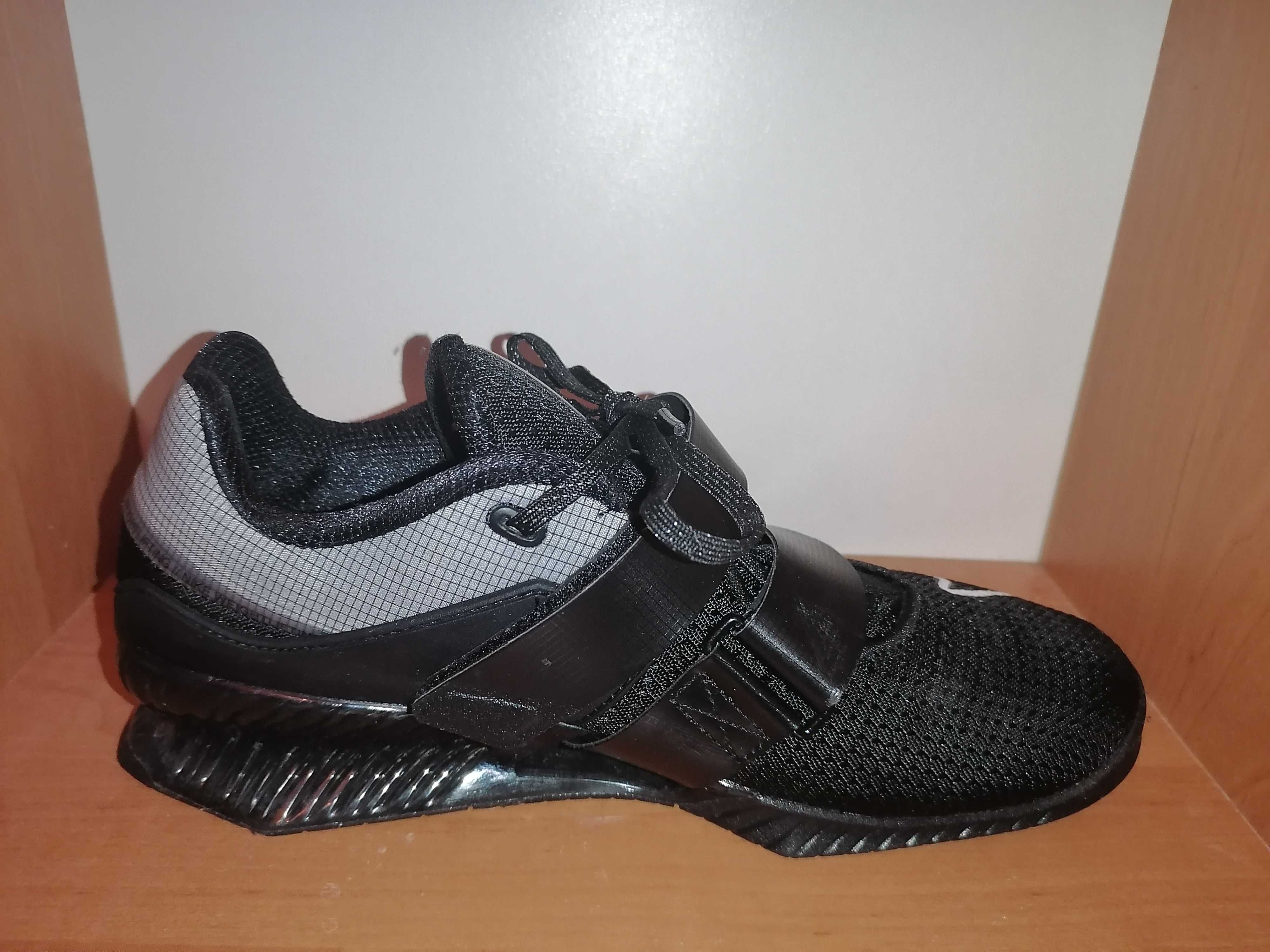 Nike Romaleos 4 обувки за вдигане на тежести {черни}