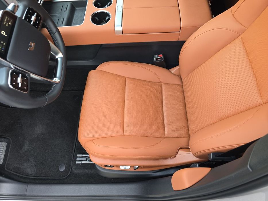 продаётся Lixiang Li6 в отличном состоянии