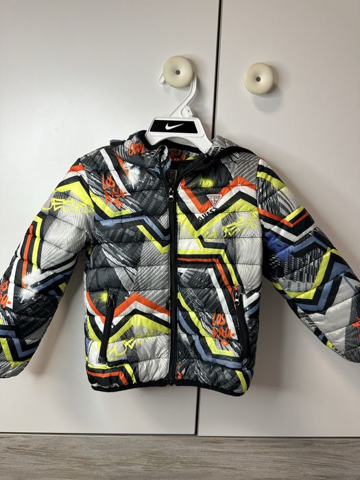 Детско яке Guess