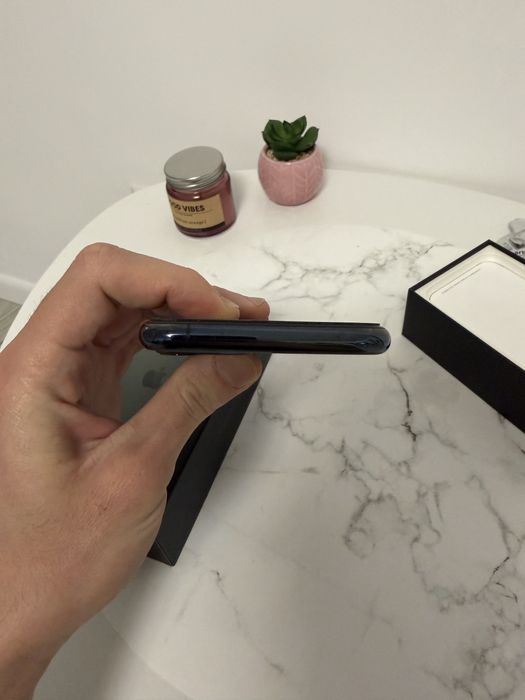 Vând iphone 11 pro !