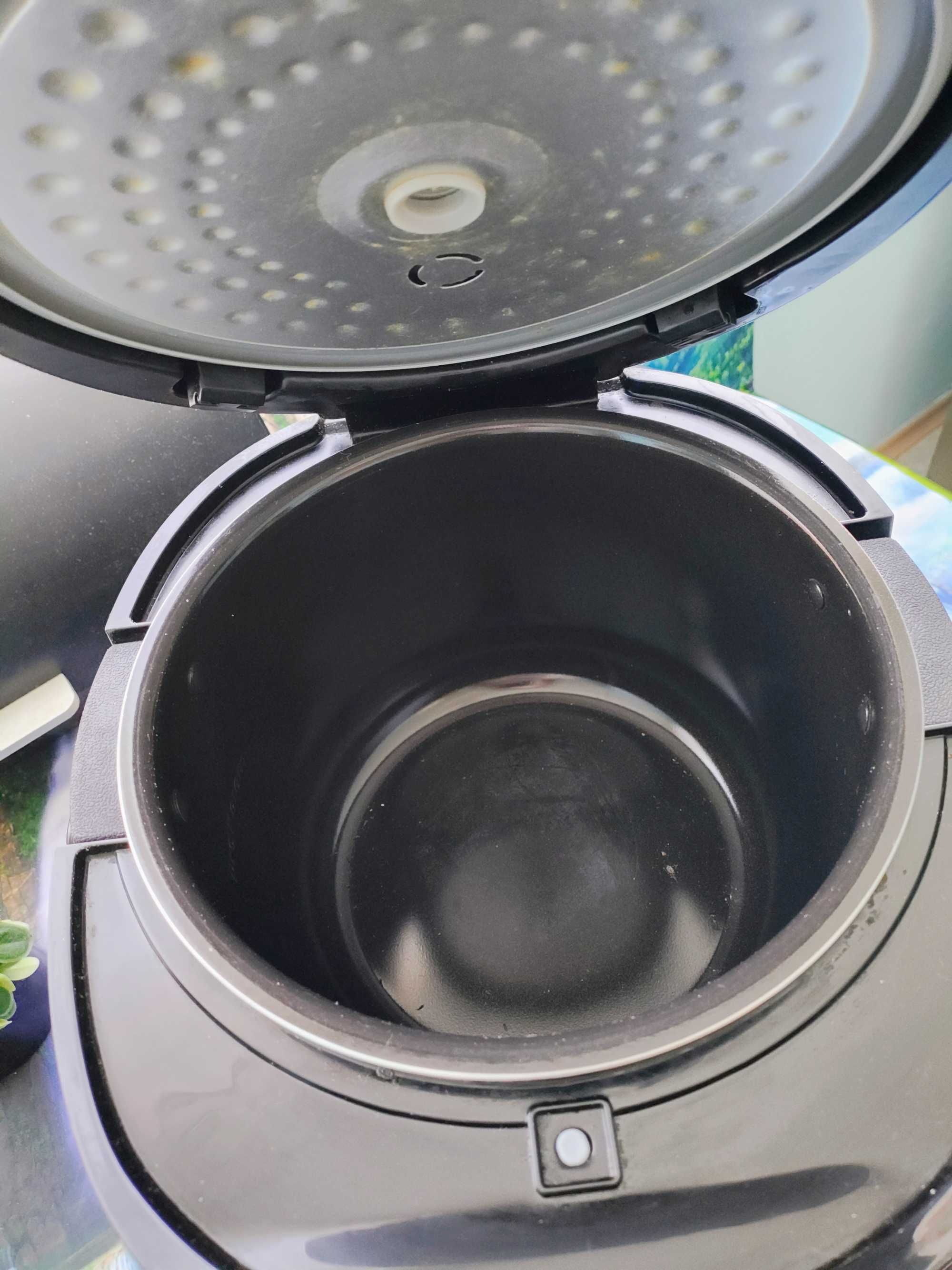 Мултифункционален уред за готвене Philips HD4749/70 (Мултикукър)
