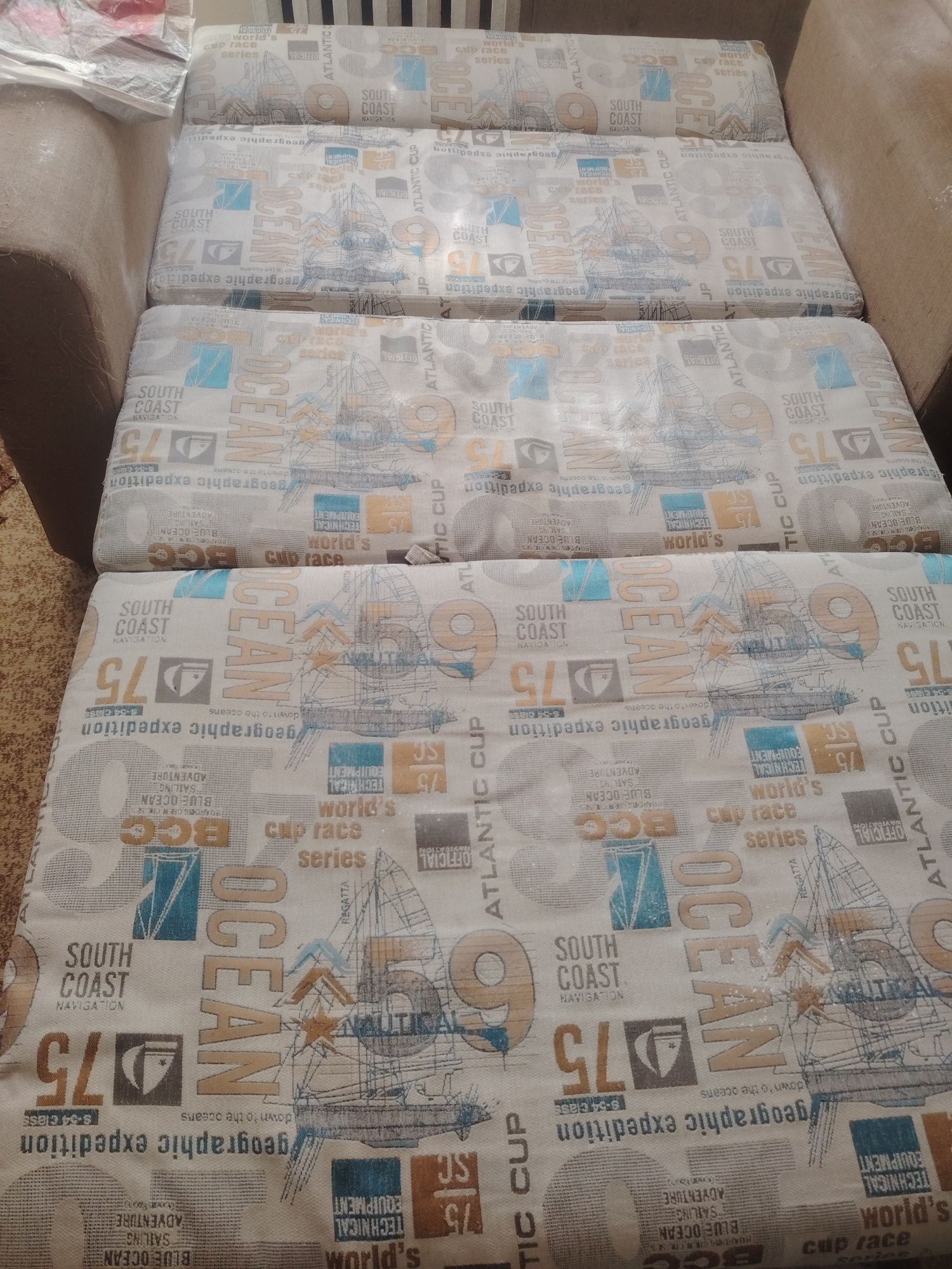 Кресло диван продам
