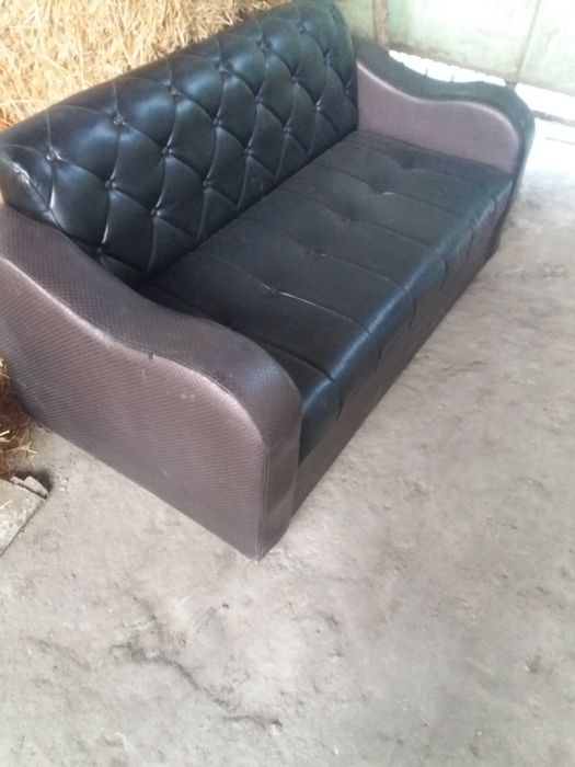 диван. тоза кожа
