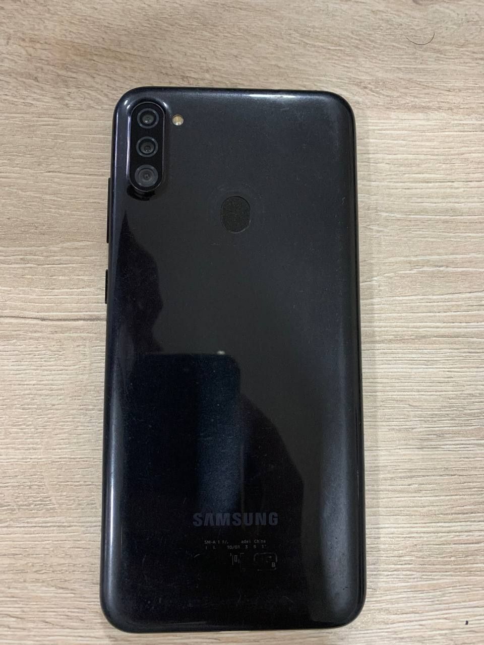 Samsung A 11 holati ideal