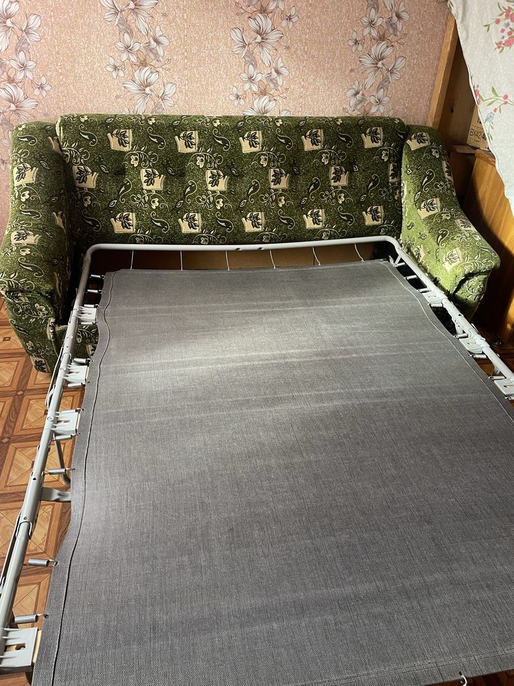 Продам диван и 2кресла