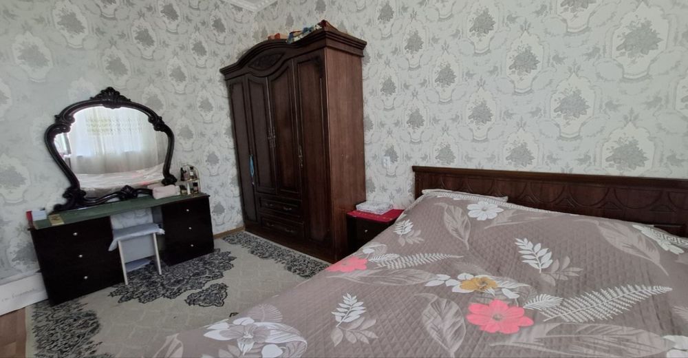 Срочна квартира сотилади сергели 6 А метро 2 чи бекат енида