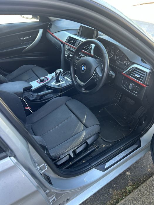 Vand BMW 320D F30 volan dreapta acte valabile un an